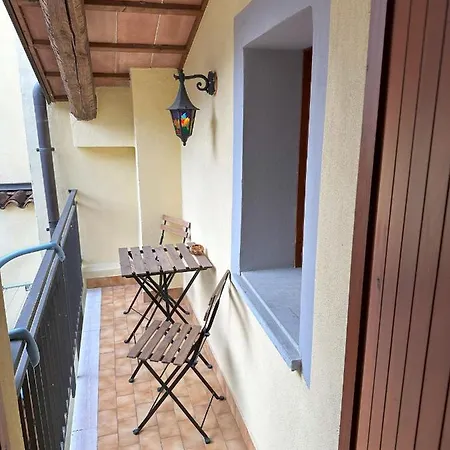 Casa Medievale بيت ضيافة *
