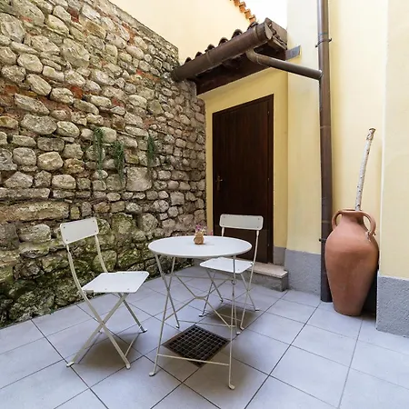 Affittacamere Casa Medievale 3*